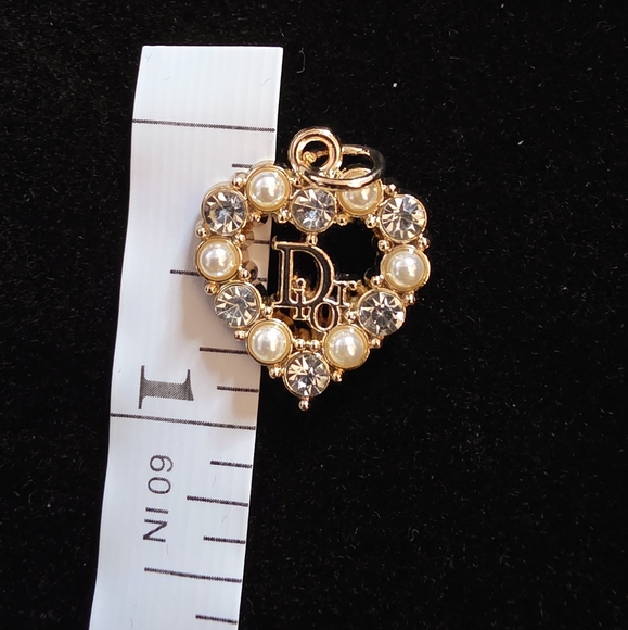 Dior Gold Heart Zipper Pull With Pearl And Crystal Accents - Picture 4 of 5